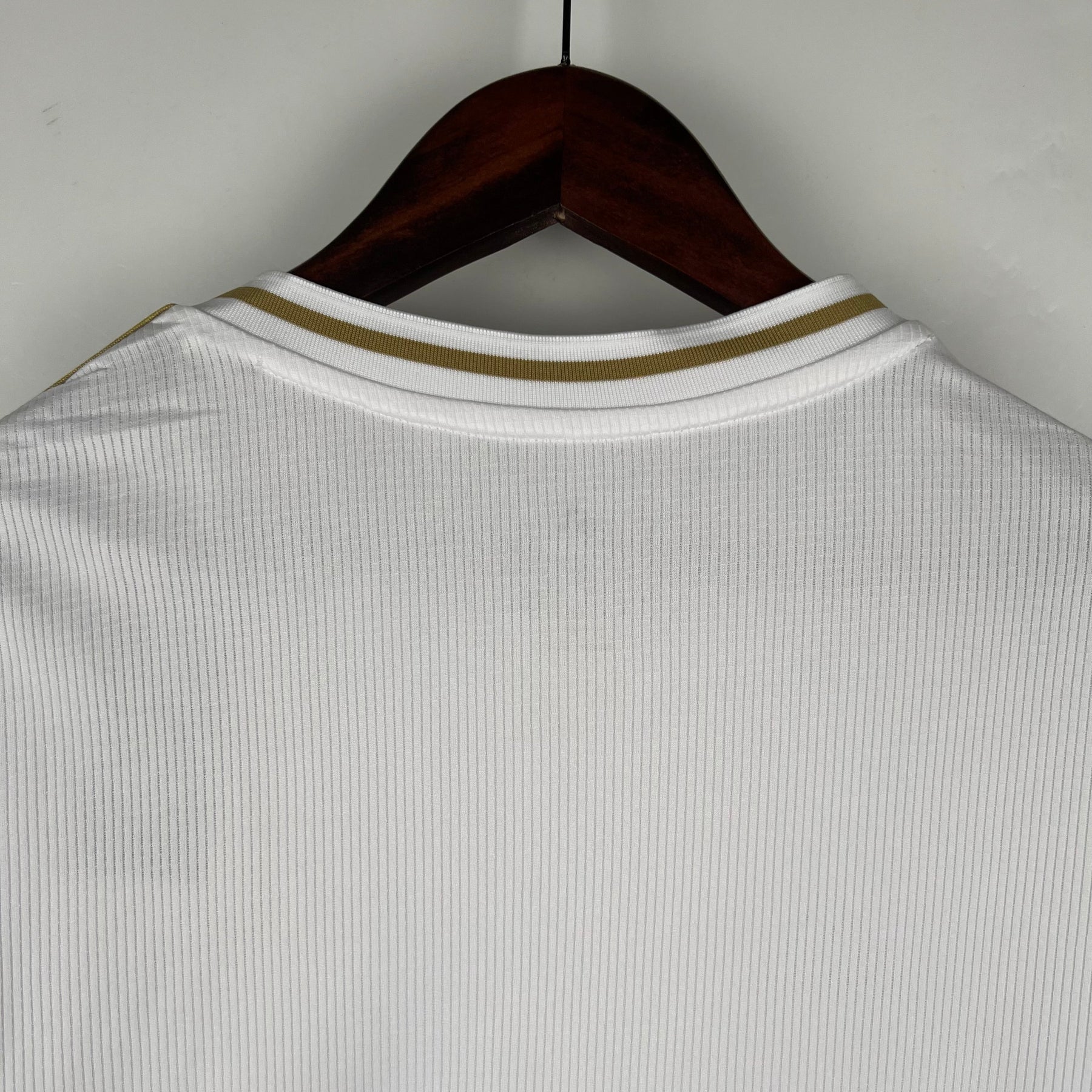CAMISA REAL MADRID MANGA LONGA RETRÔ HOME 18/19