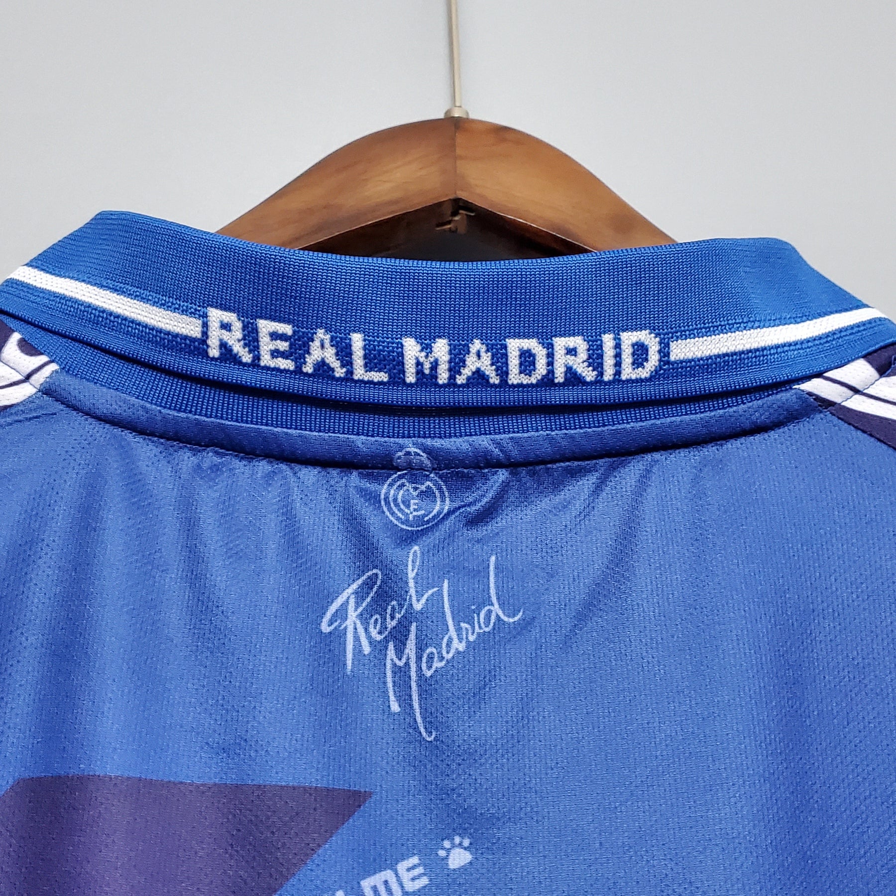 CAMISA RETRÔ REAL MADRID AWAY 94/96