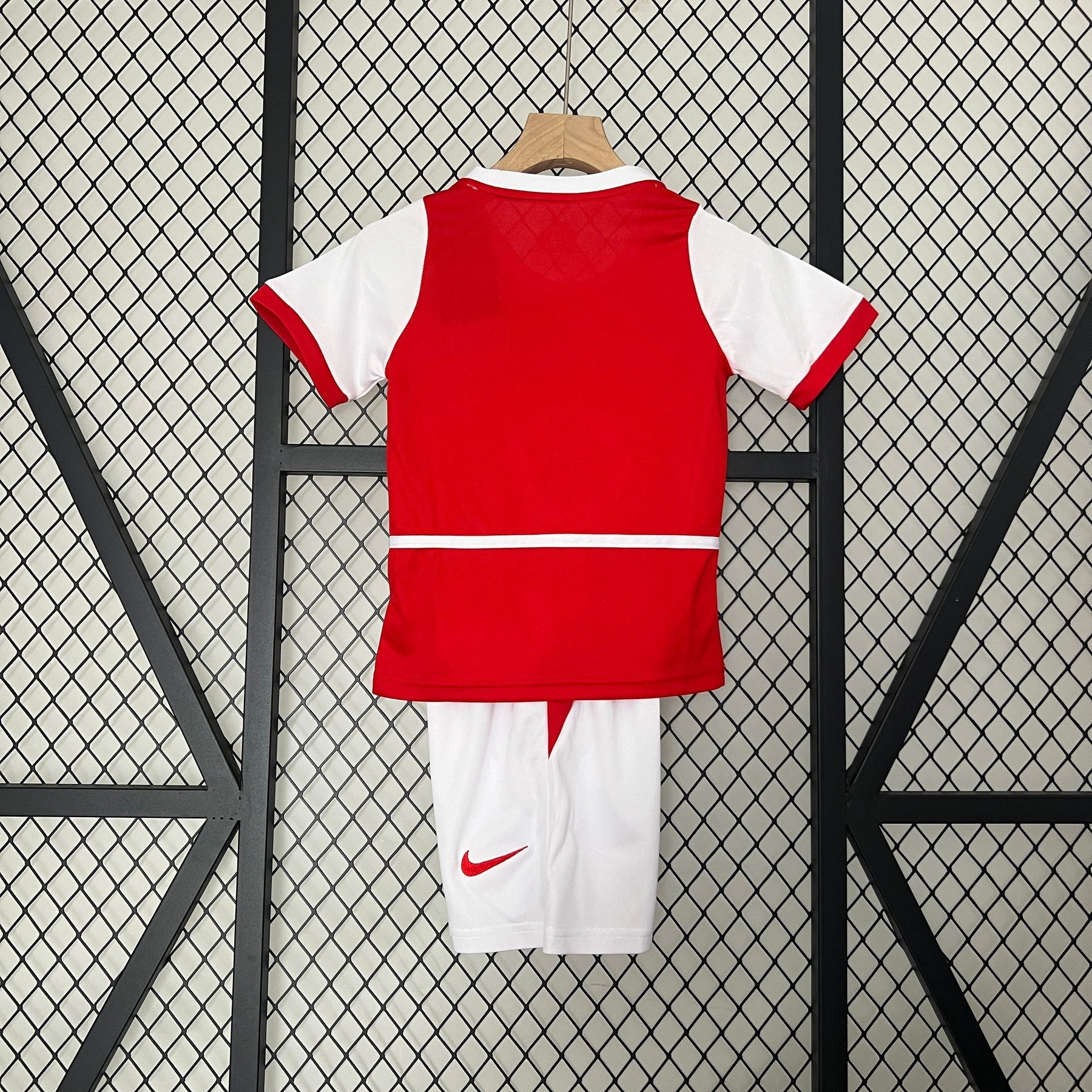 KIT INFANTIL RETRÔ ARSENAL HOME 02/03