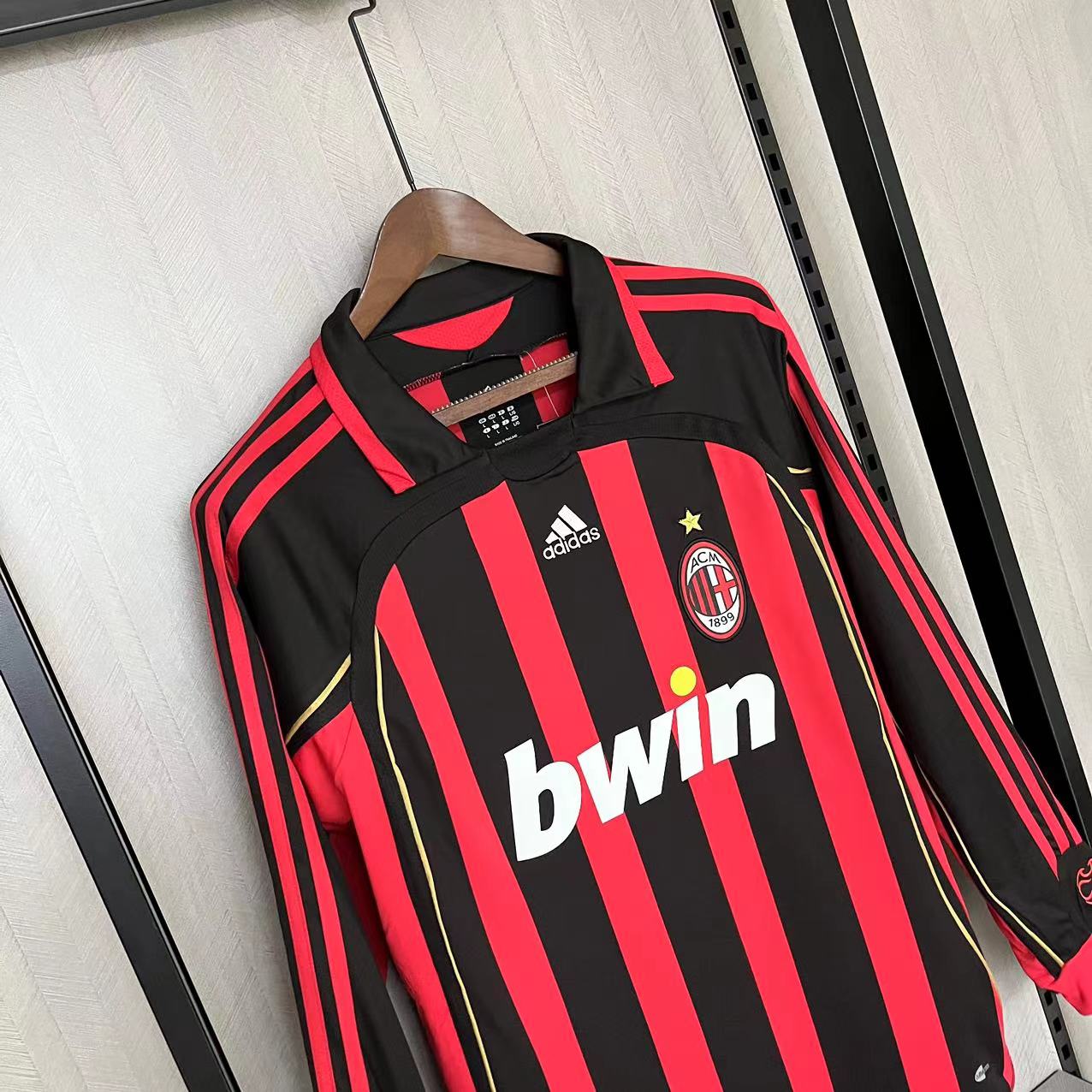 CAMISA RETRÔ MILAN HOME MANGA LONGA 06/07