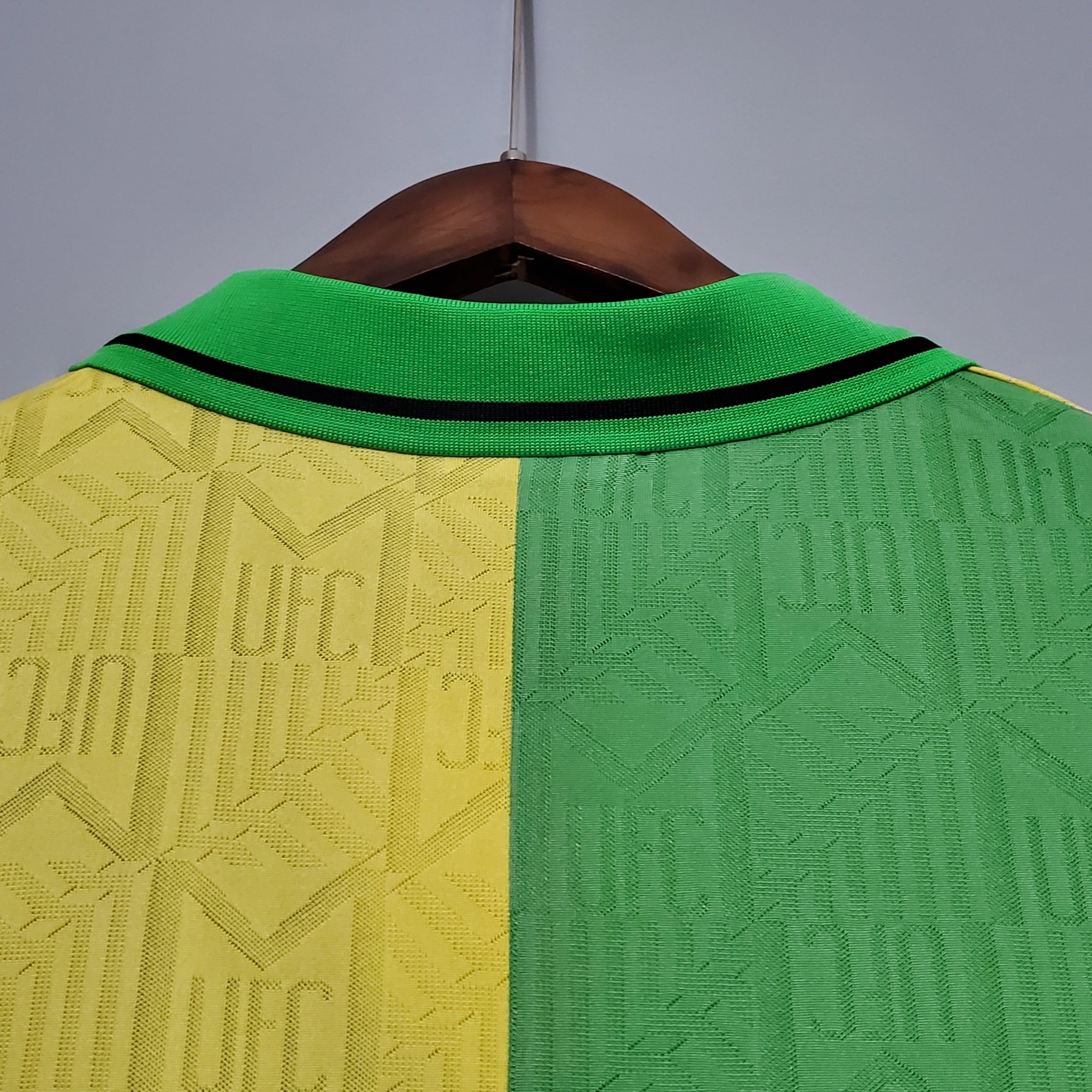 CAMISA RETRÔ MANCHESTER UNITED AWAY 92/94