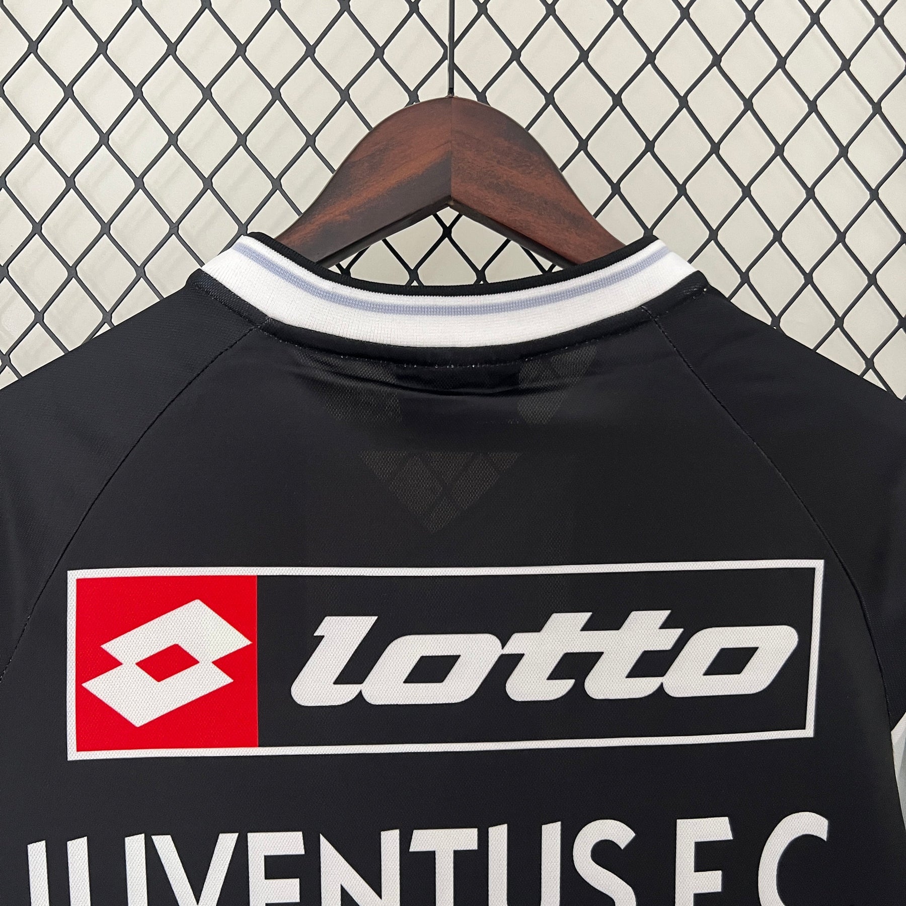 CAMISA JUVENTUS RETRÔ AWAY 00/01