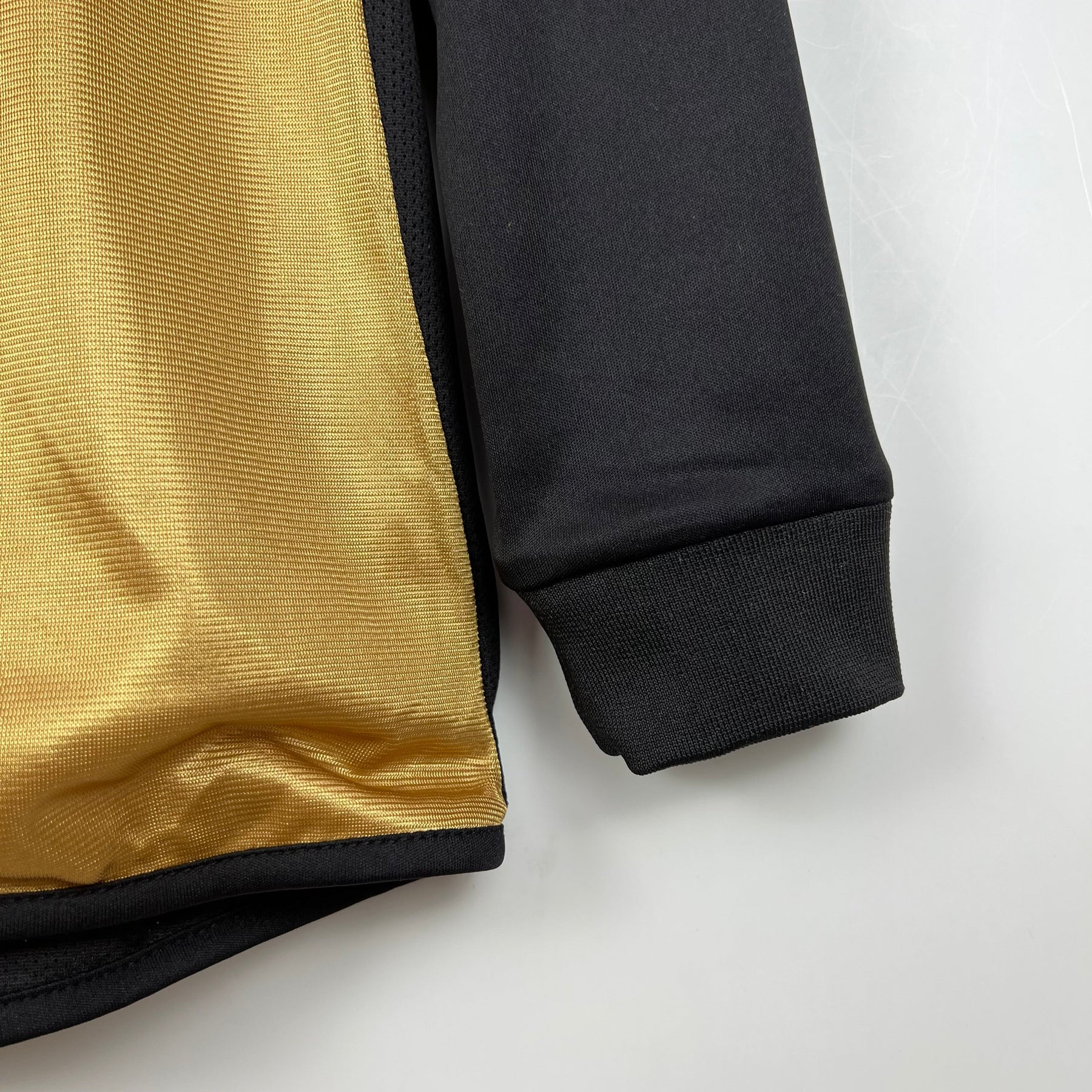 CAMISA RETRÔ MANCHESTER UNITED MANGA LONGA DUPLA FACE 01/02