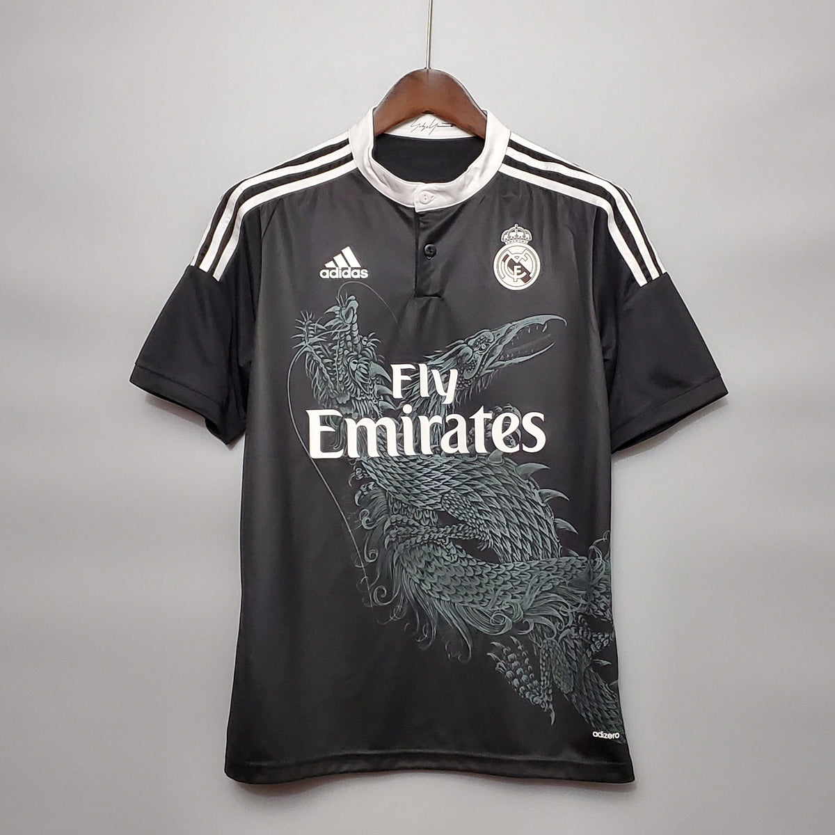 Camisa Retrô Real Madrid 2014/15  Preta Dragão Terceira