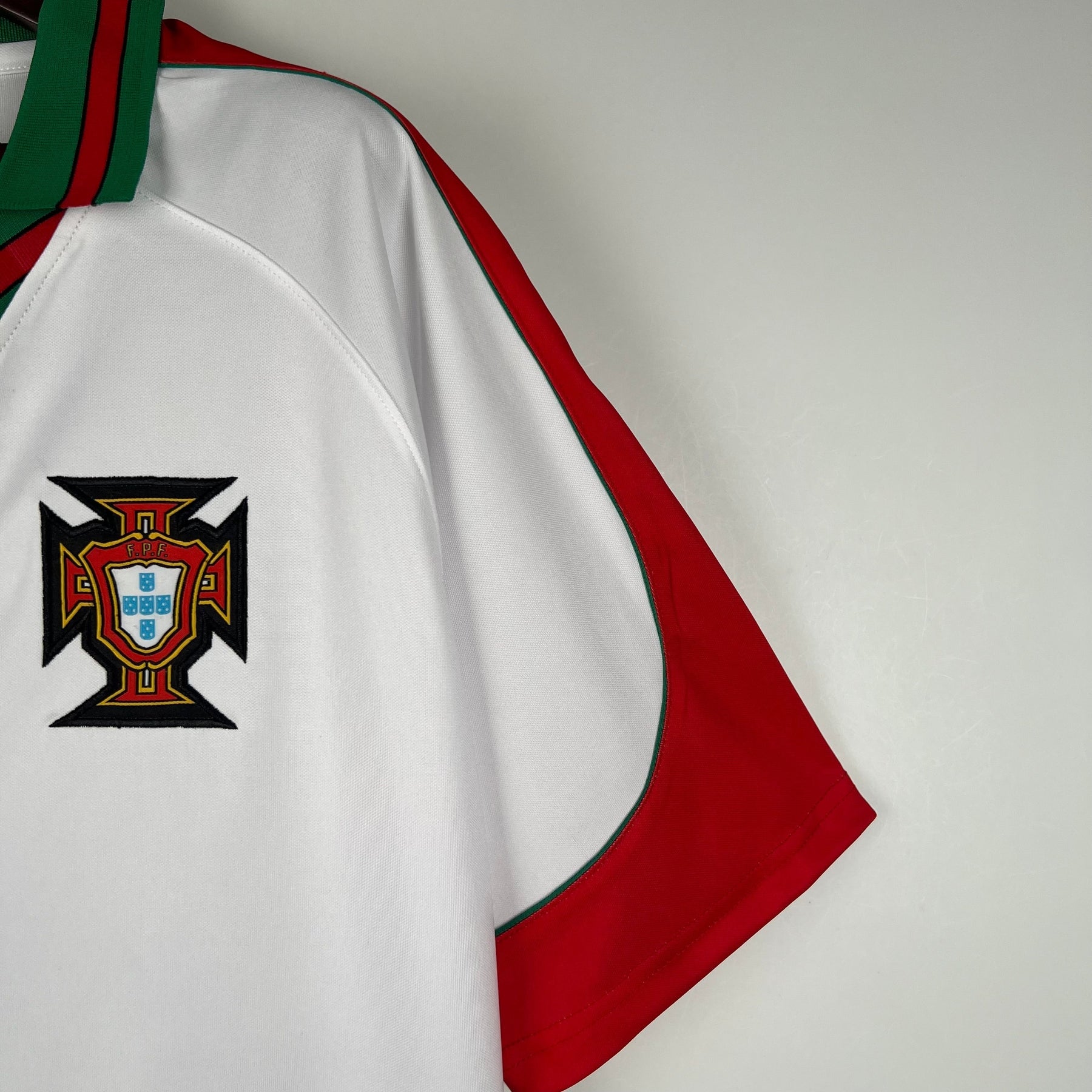 CAMISA RETRÔ PORTUGAL AWAY 96/97