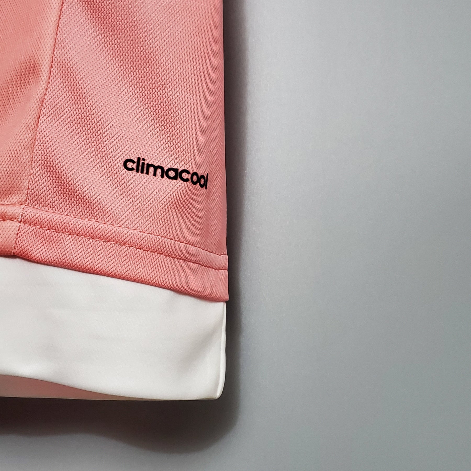 CAMISA JUVENTUS RETRÔ ROSA 2015/16