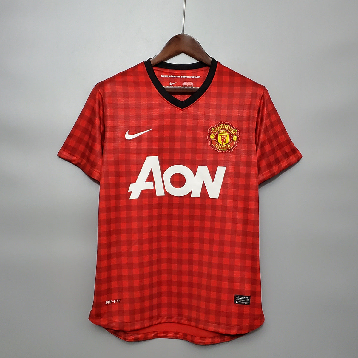 CAMISA RETRÔ MANCHESTER UNITED HOME 12/13