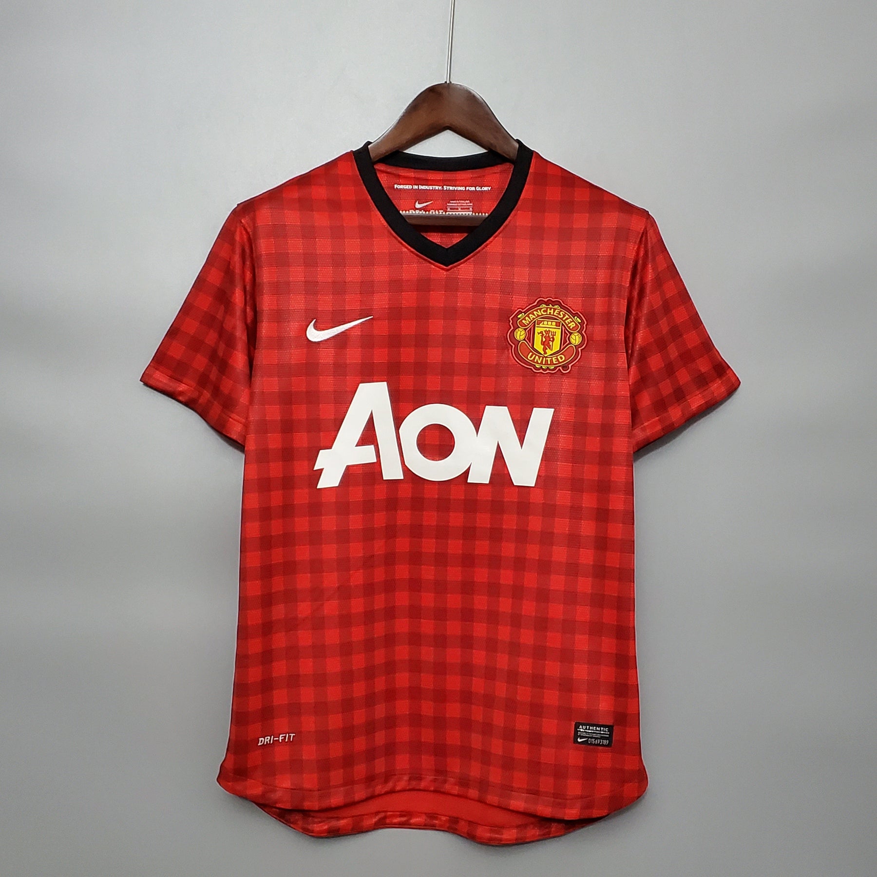 CAMISA RETRÔ MANCHESTER UNITED HOME 12/13