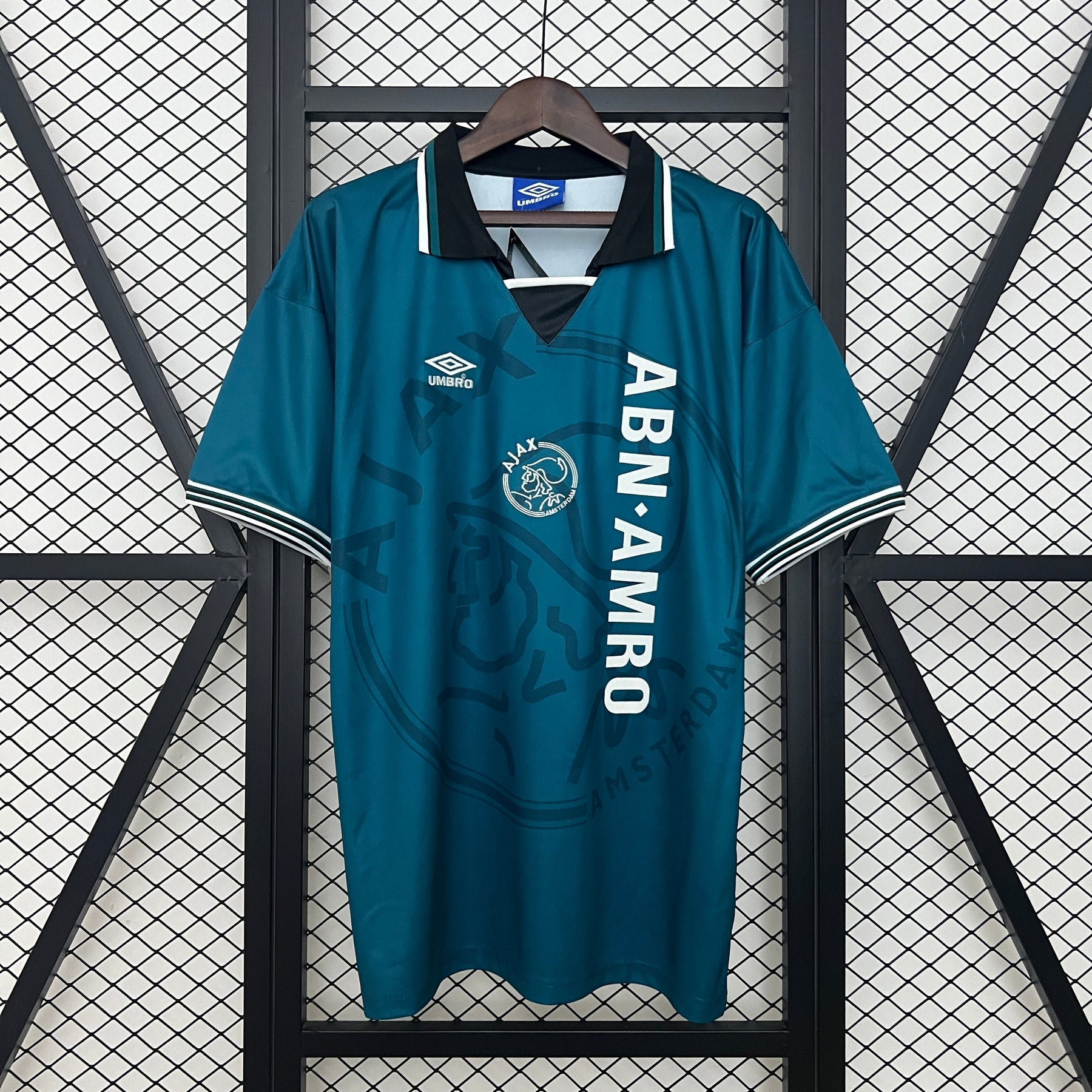 CAMISA RETRÔ AJAX AWAY 95/96