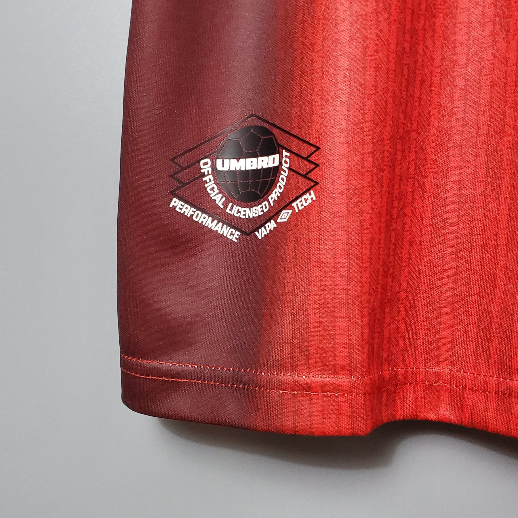 CAMISA RETRÔ MANCHESTER UNITED HOME 1996