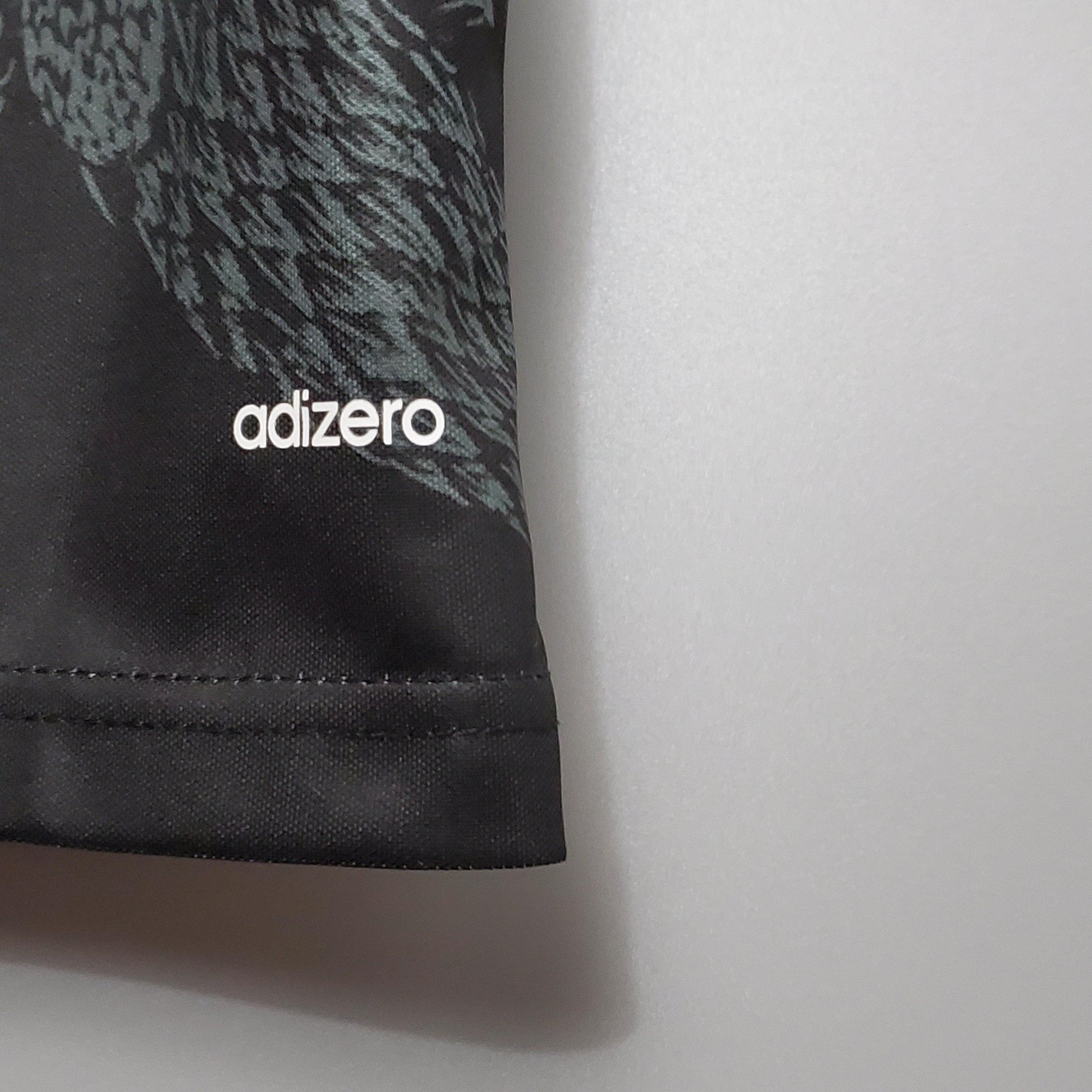 Camisa Retrô Real Madrid 2014/15  Preta Dragão Terceira