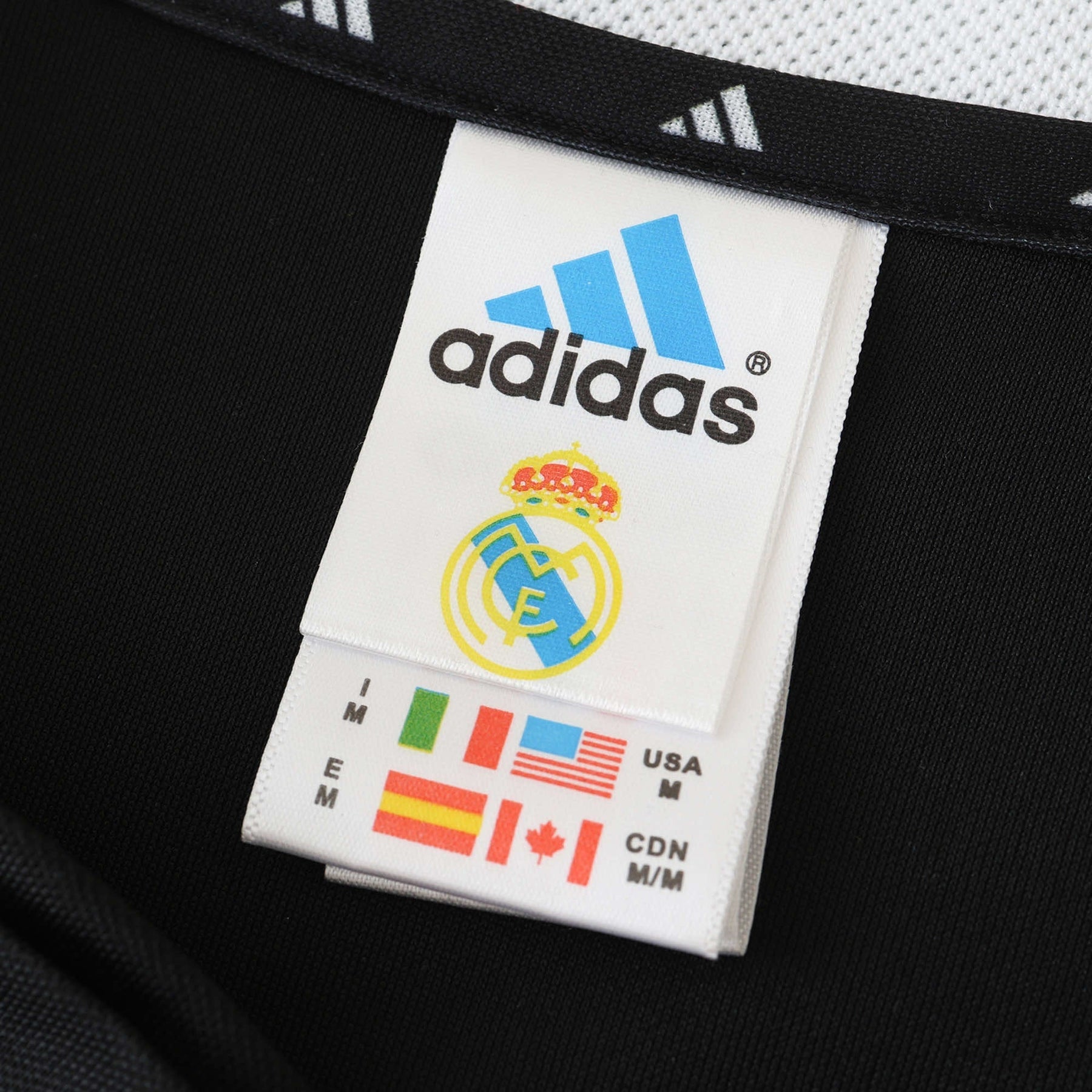 CAMISA RETRÔ REAL MADRID AWAY 01/02