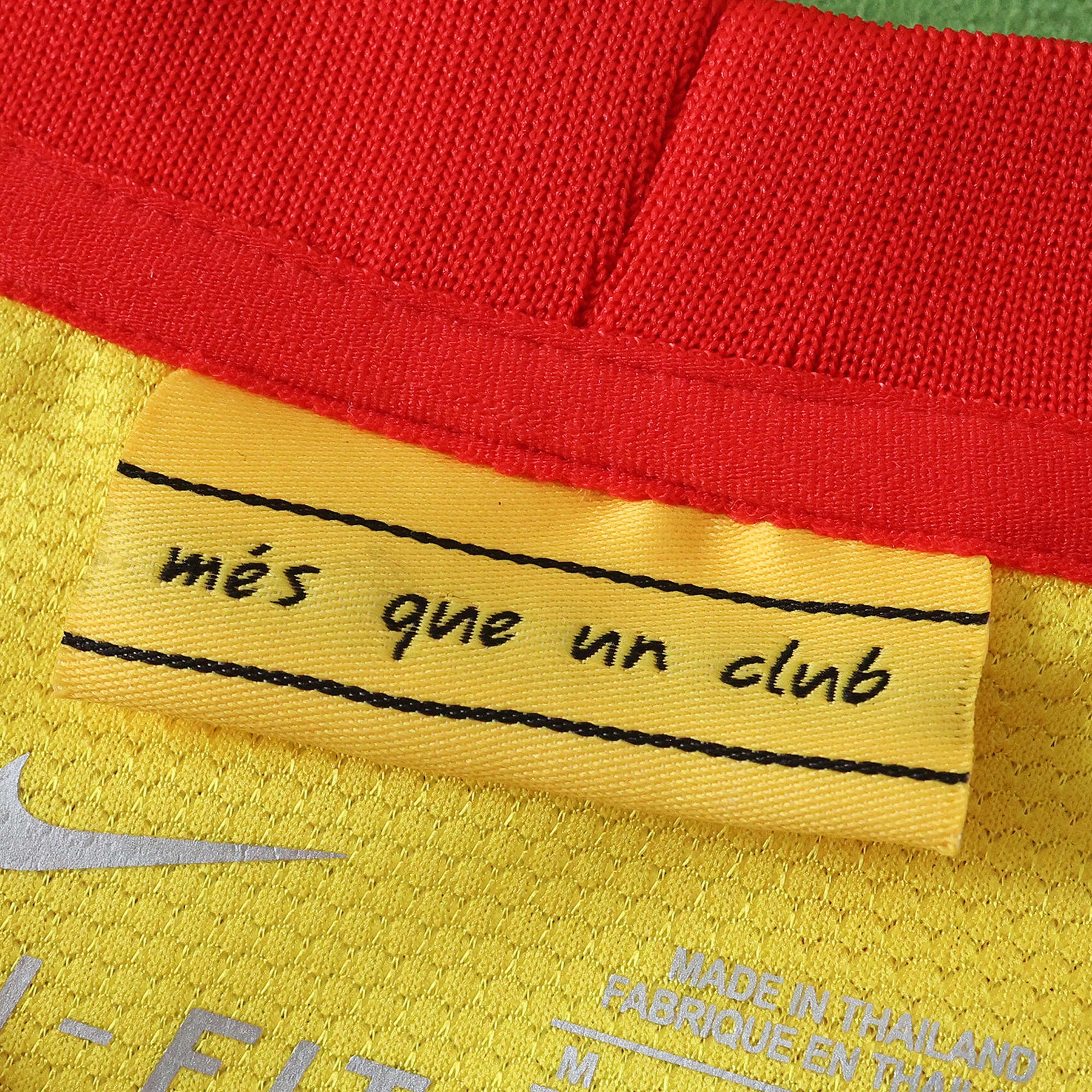 CAMISA RETRÔ BARCELONA AWAY 2013/14