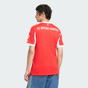CAMISA TITULAR BAYERN DE MUNIQUE MUNDIAL DE CLUBES 2025 TORCEDOR MASCULINA