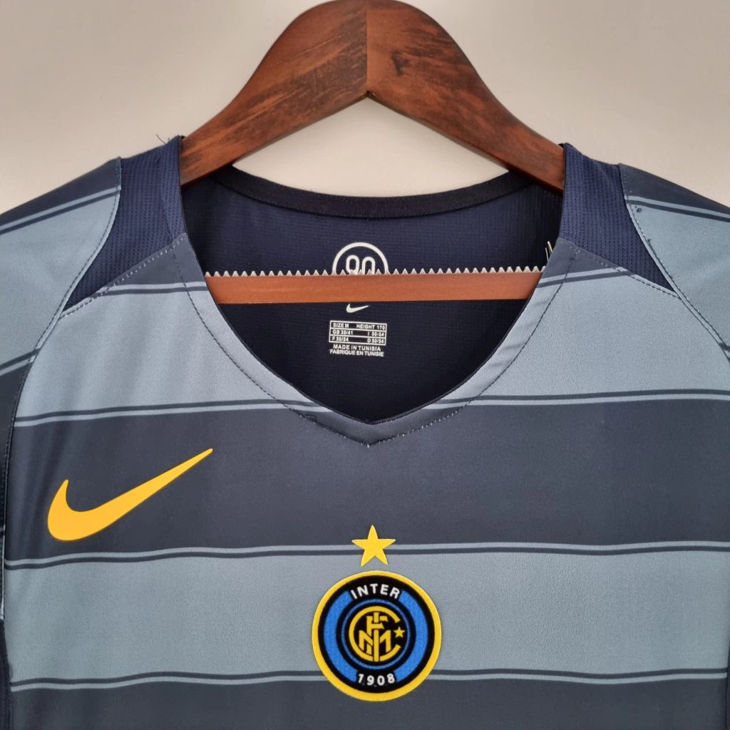 Camisa Retrô Inter de Milão 2004/05 TERCEIRA Azul/Preta