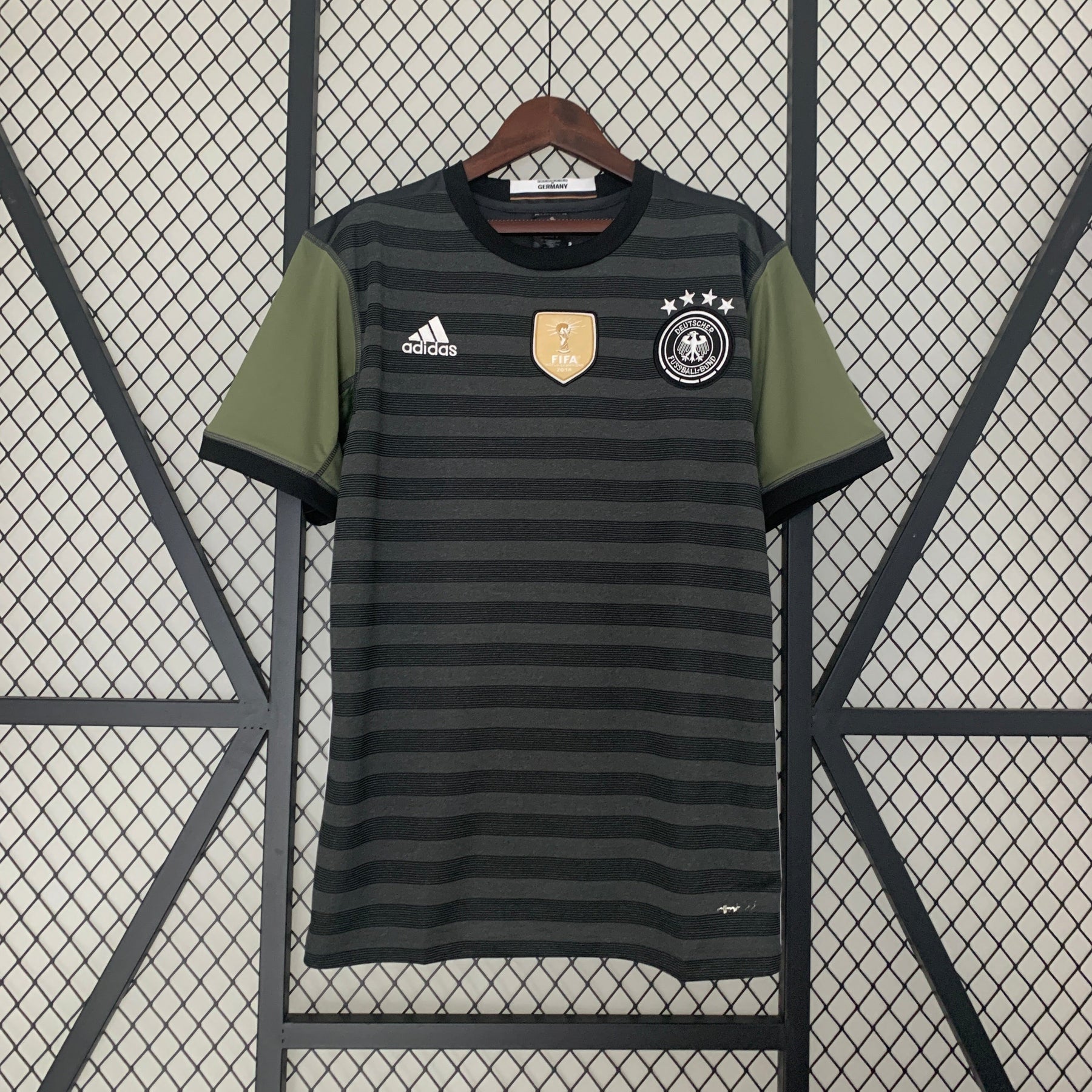 CAMISA RETRÔ ALEMANHA AWAY 2016