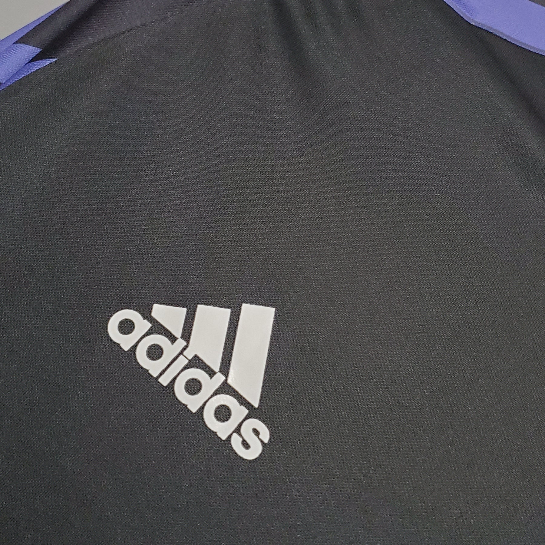 CAMISA REAL MADRID MANGA LONGA RETRÔ THIRD 16/17