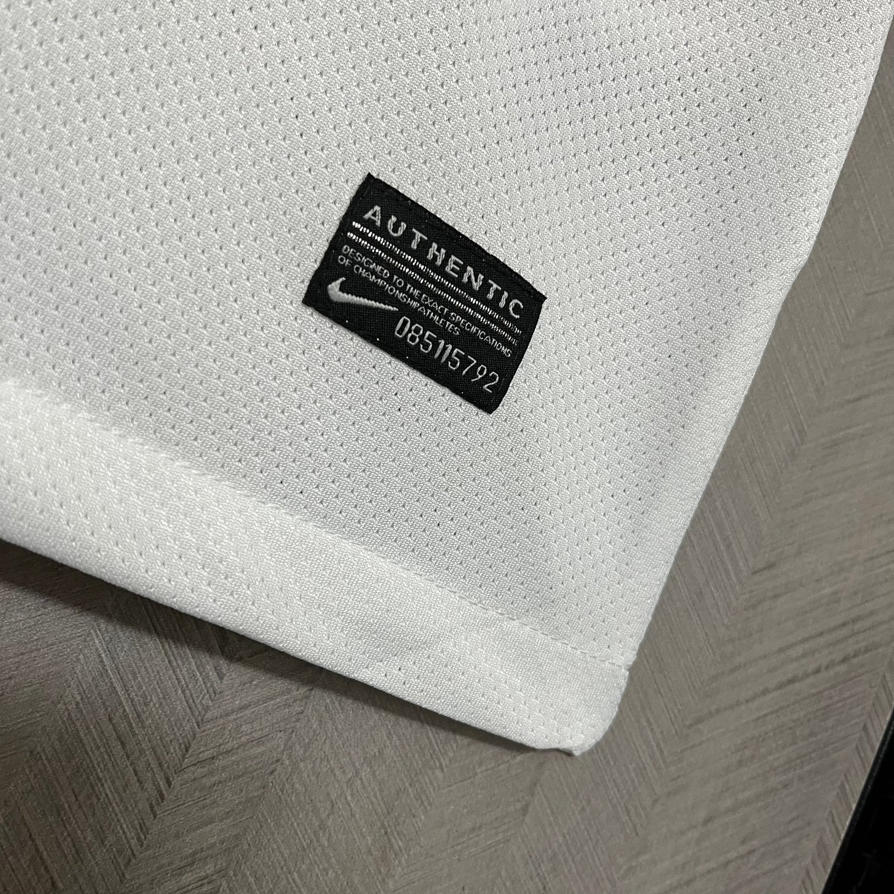 CAMISA RETRÔ ESQUADRÃO HOME 13/14