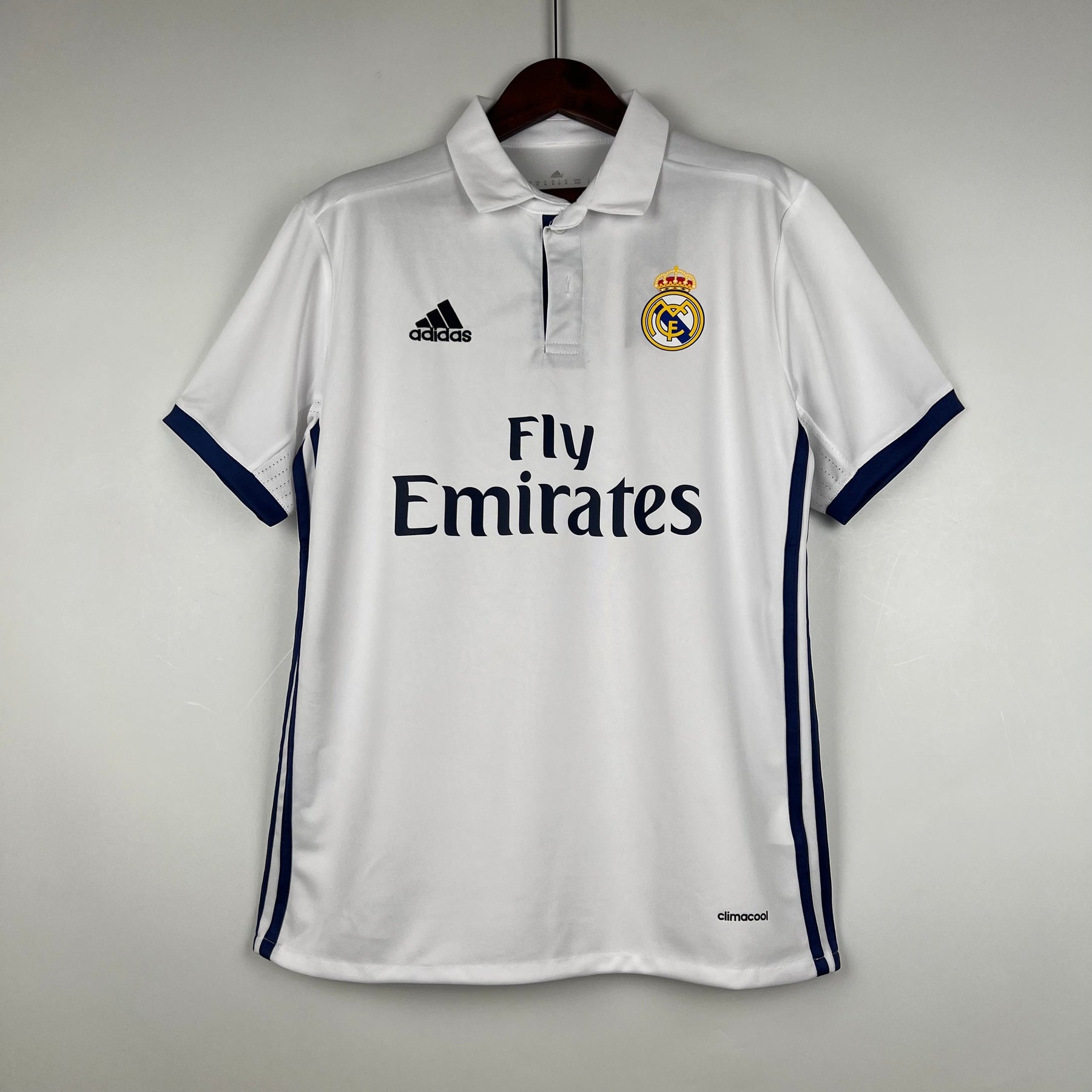 CAMISA RETRÔ REAL MADRID HOME 16/17