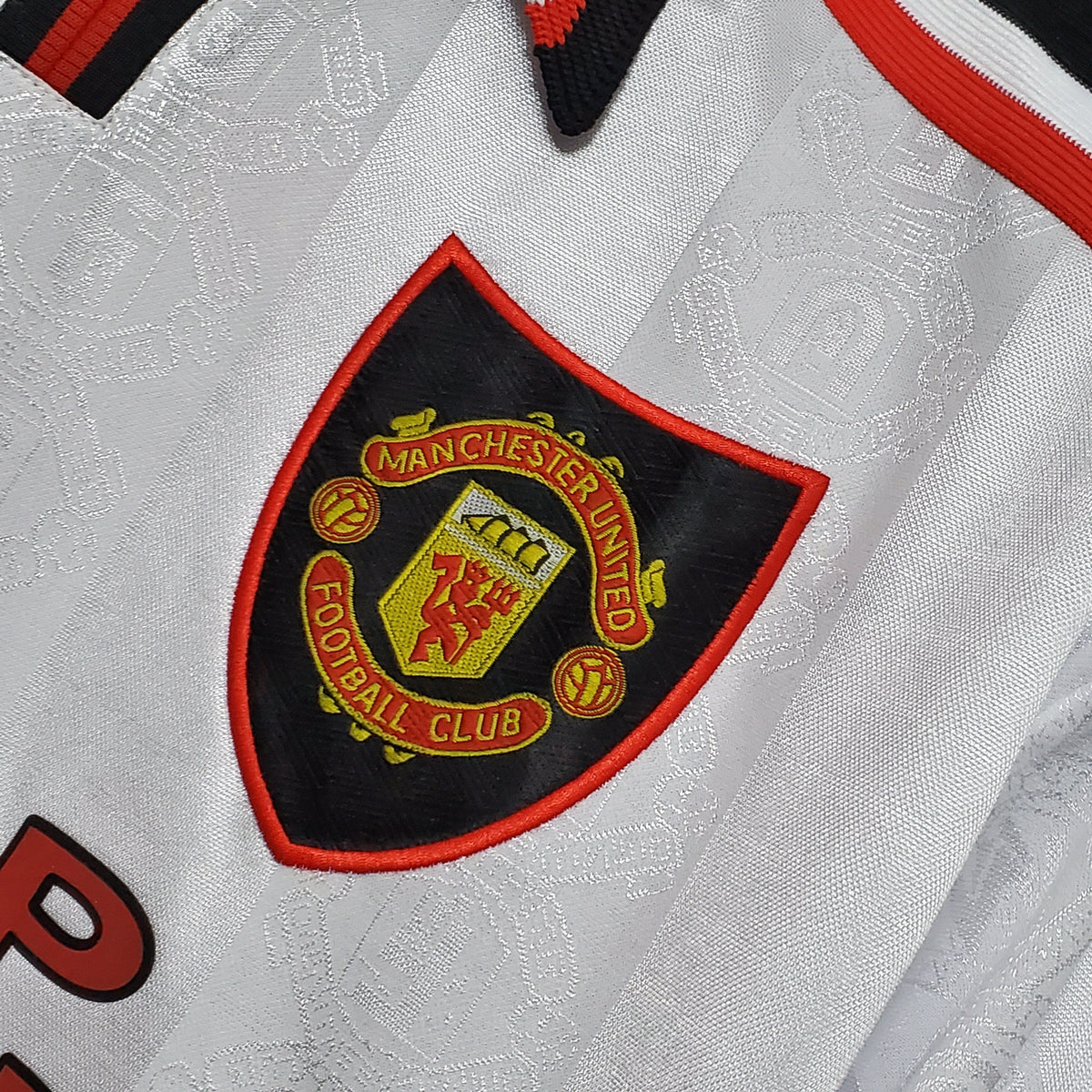 CAMISA RETRÔ MANCHESTER UNITED AWAY 97/98
