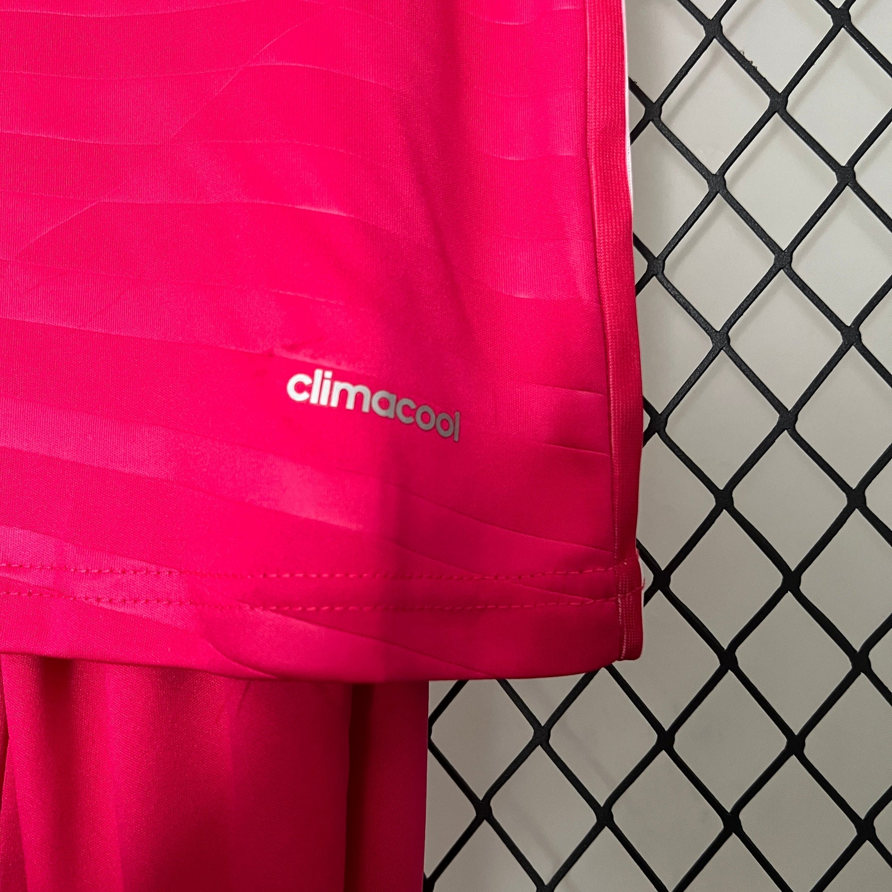 KIT INFANTIL RETRÔ REAL MADRID AWAY 14/15