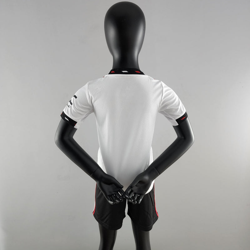 Kit Infantil Manchester United Reserva 22/23 - JM sports 