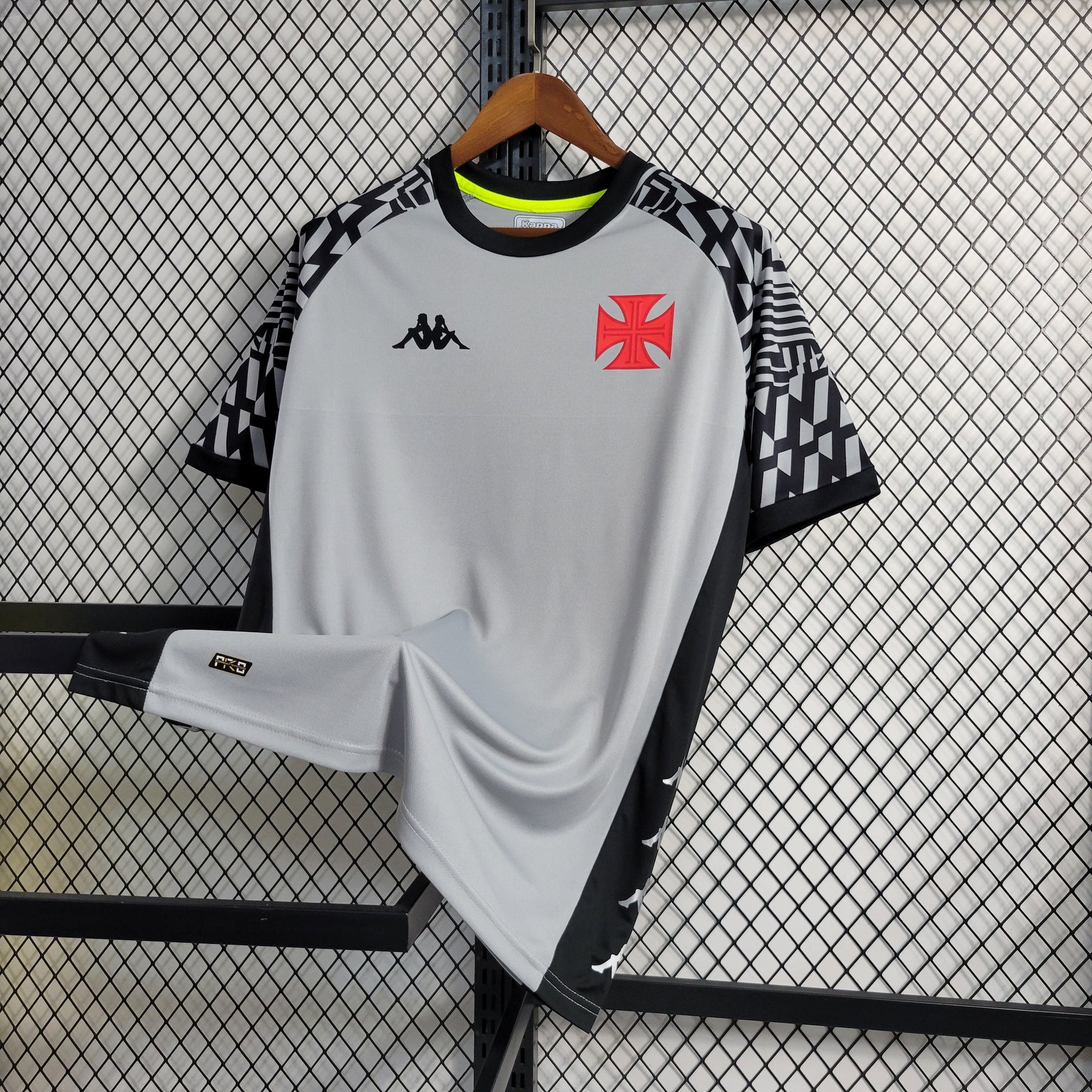 Camisa Vasco Treino 22/23 - Kappa Torcedor Masculina - Cinza - JM sports 