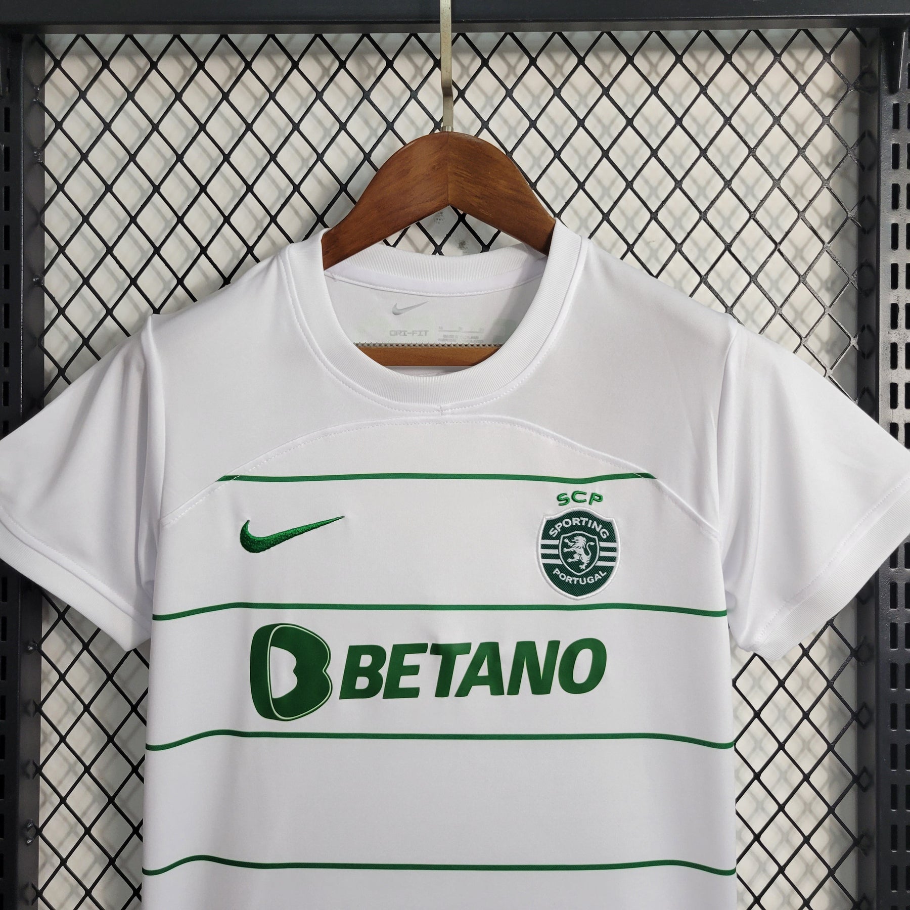 Kit Infantil Sporting Away 23/24 - JM sports 