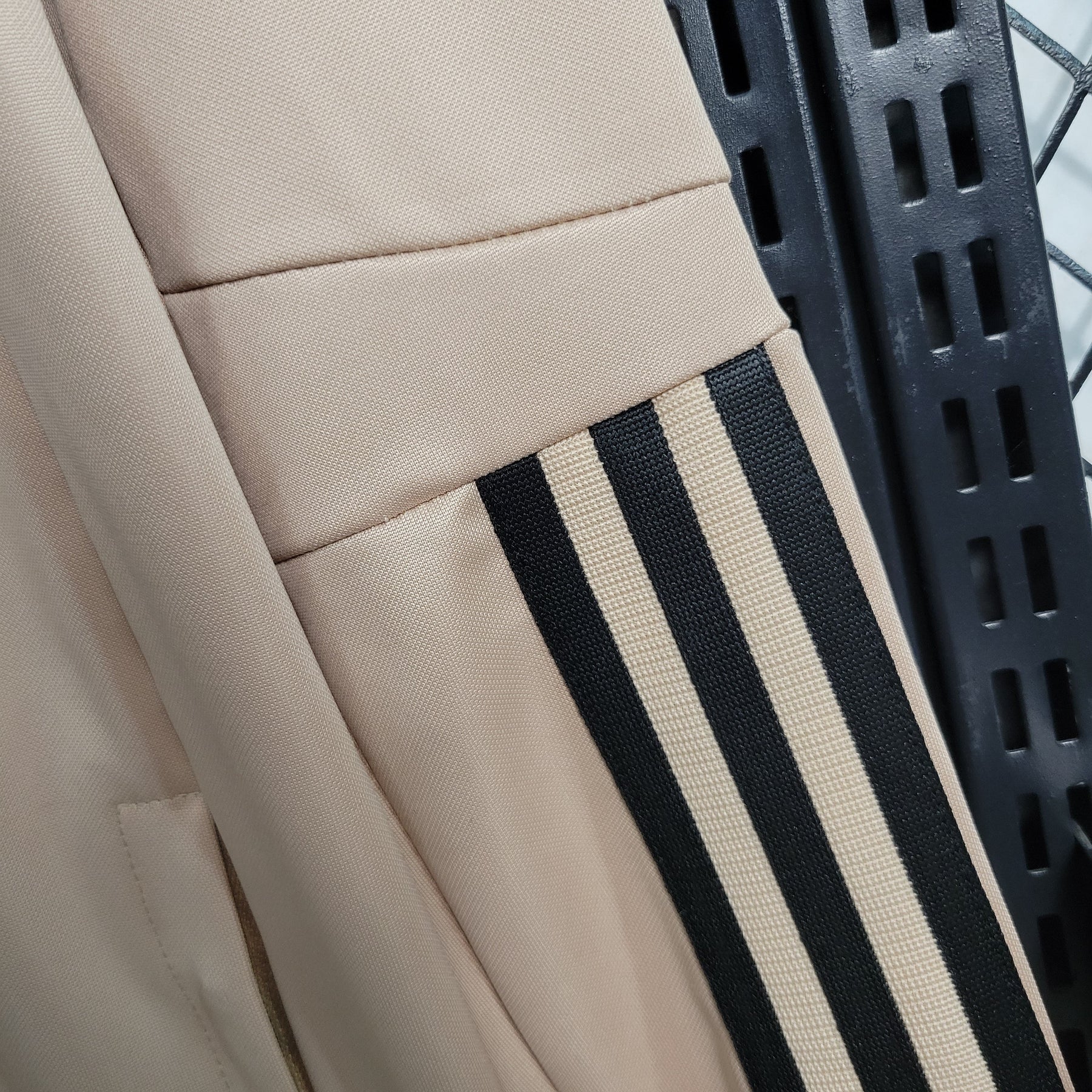 Jaqueta Corta Vento São Paulo Bege 23/24 - JM sports 