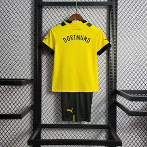 Kit Infantil Borussia Dortmund Titular 22/23 - JM sports 